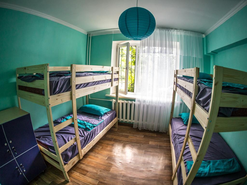Hostel Loco Almatý Habitación foto